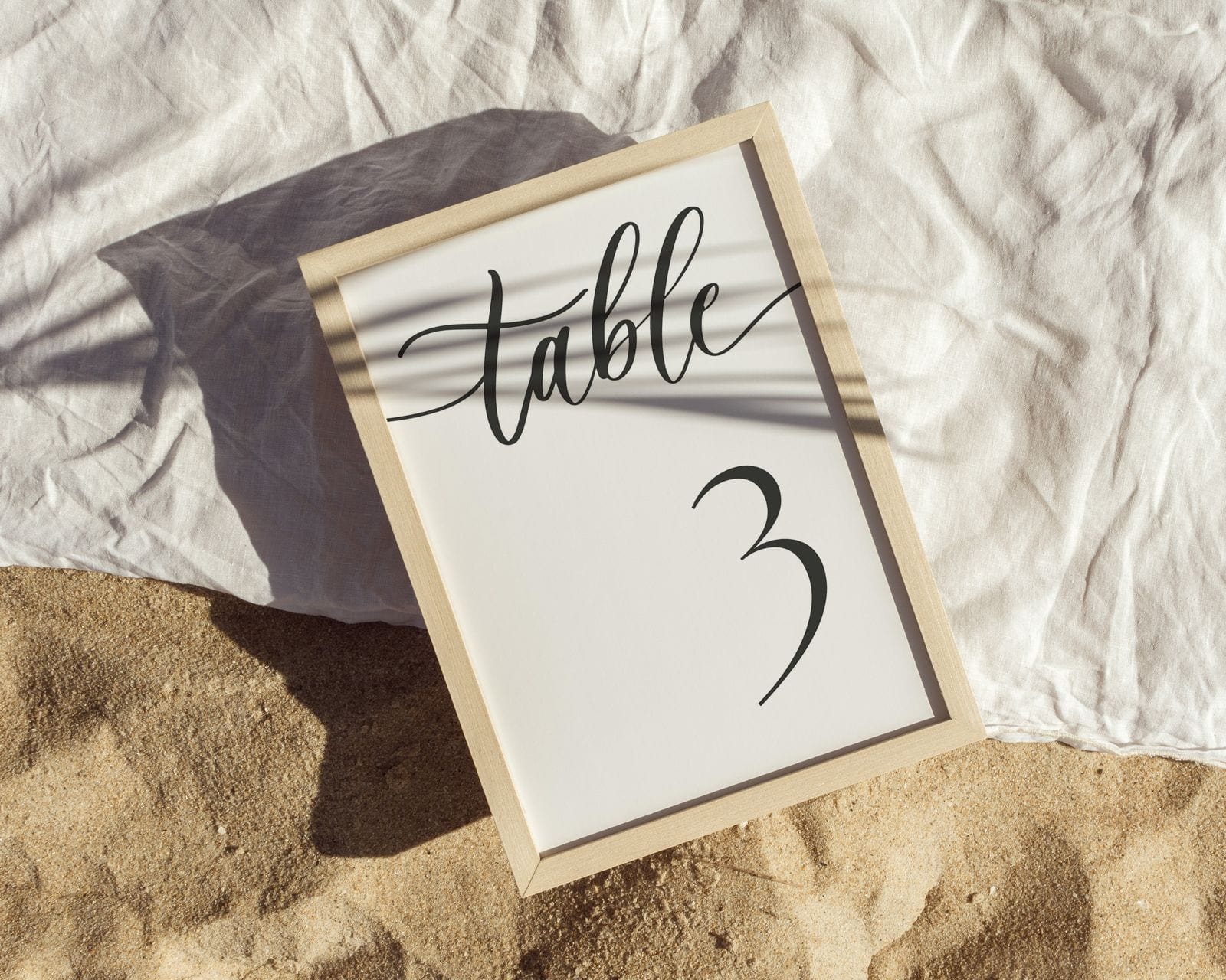BeyzaLab - Canva Template Minimalist Wedding Table Numbers